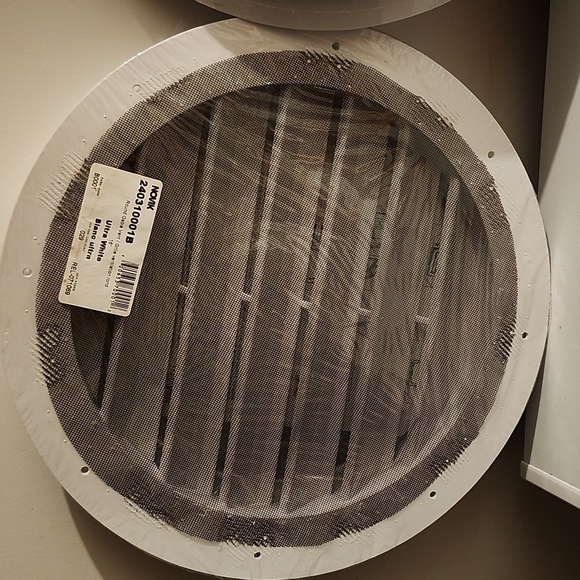 Gable vents brand new still sealed - Picture 7 of 8